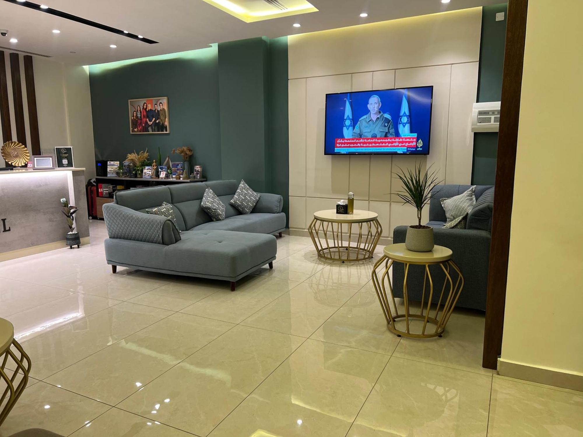Sky Hotel Aqaba Ngoại thất bức ảnh