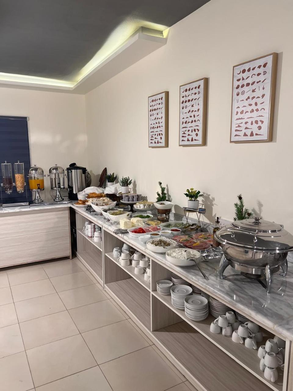 Sky Hotel Aqaba Ngoại thất bức ảnh
