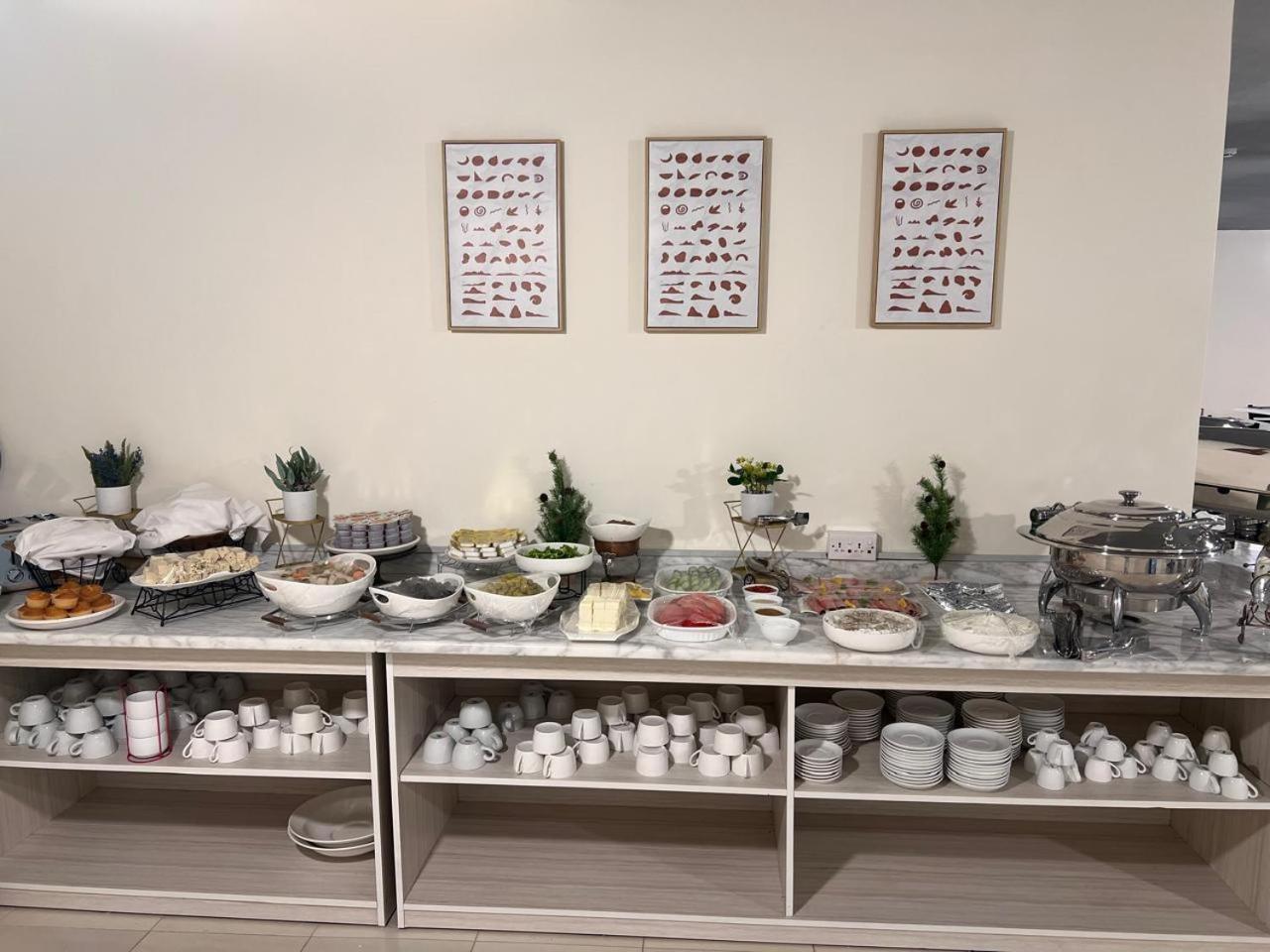 Sky Hotel Aqaba Ngoại thất bức ảnh