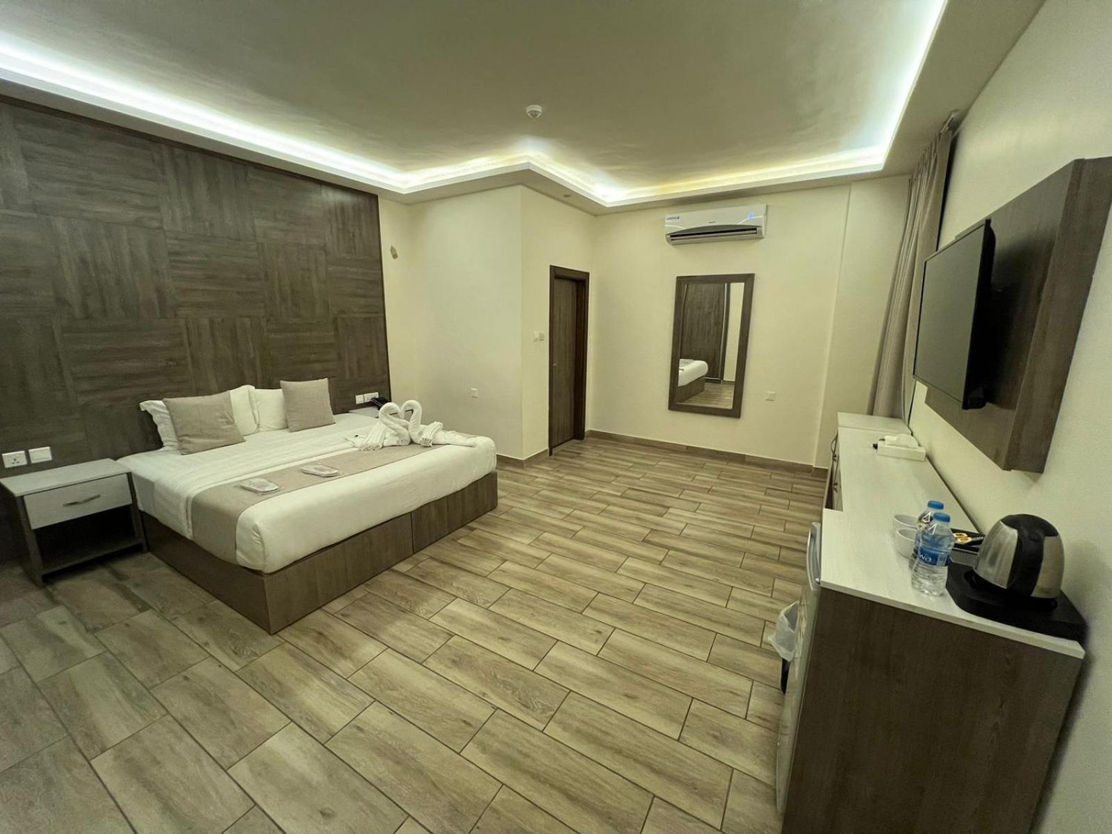 Sky Hotel Aqaba Ngoại thất bức ảnh